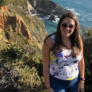 Meet your Posher, Stephanie